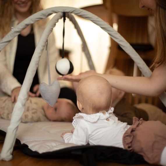 Babynest and babylift in one | Easygrow Favn