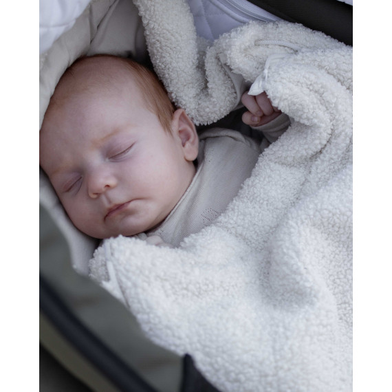 Easygrow Fnugg Teddy – A brand new all-season footmuff