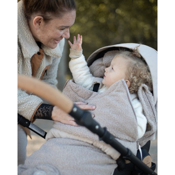 Easygrow Fnugg Teddy – A brand new all-season footmuff