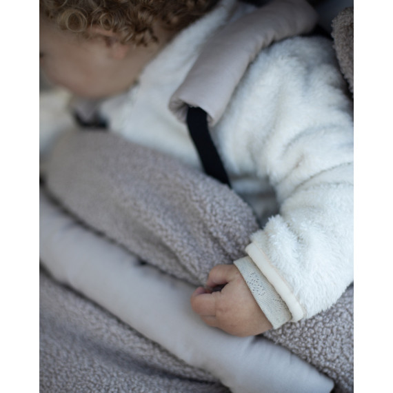 Easygrow Fnugg Teddy – A brand new all-season footmuff